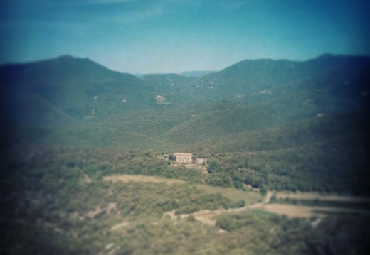 b63a62c77cc465edb428fec54fbcdd69