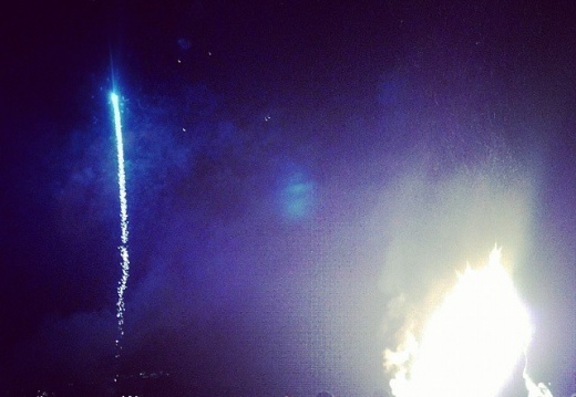 61fecfbcf49a4276207aa1b906109515